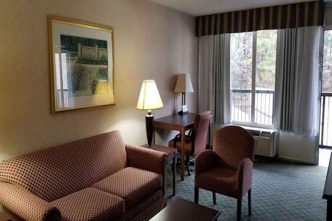 Clarion Inn & Suites Florence Ngoại thất bức ảnh